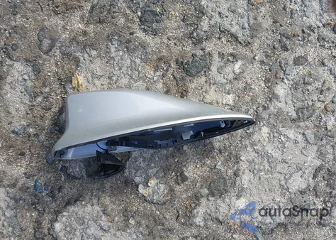 2018 Toyota Prius Prime Premium из США, поврежденный, VIN JTDKARFP6J3100330